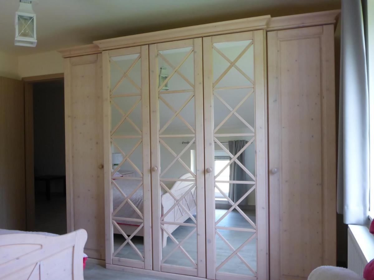 Maison Et Velos A Godinne Dans La Vallee De La Meuse Dış mekan fotoğraf
