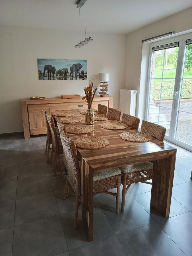 Maison Et Velos A Godinne Dans La Vallee De La Meuse Dış mekan fotoğraf